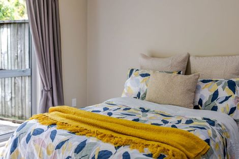 Photo of property in 22 Paremata Drive, Paremata, Porirua, 5024