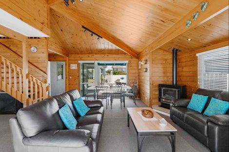 Photo of property in 137 Captain Cook Road, Cooks Beach, Whitianga, 3591