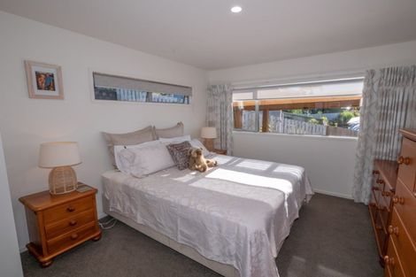 Photo of property in 9 Protea Drive, Cable Bay, 0420