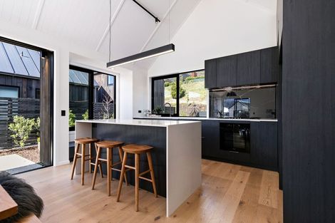 Photo of property in 9 Mckenzies Shute, Jacks Point, Queenstown, 9371