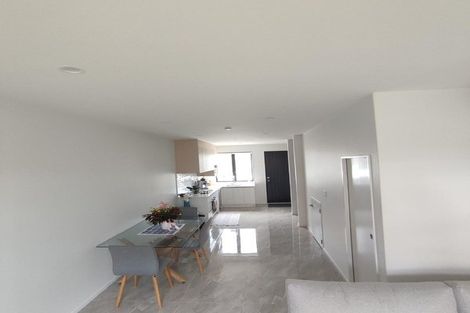 Photo of property in 9/1 Sylvan Crescent, Te Atatu South, Auckland, 0610
