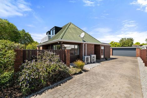 Photo of property in 10 Woodstock Place, Russley, Christchurch, 8042