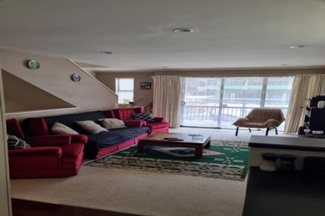 Photo of property in 25 Ballantrae Place, Thorndon, Wellington, 6011