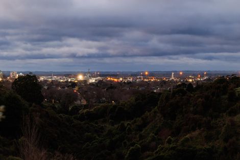 Photo of property in 51 Ruapehu Drive, Fitzherbert, Palmerston North, 4410