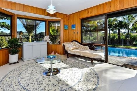 Photo of property in 287 Glenvar Road, Long Bay, Auckland, 0630