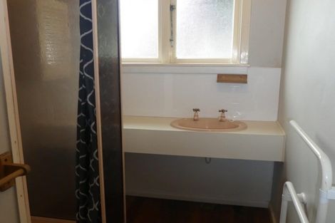 Photo of property in 52 Northcote Road, Northcote, Christchurch, 8052