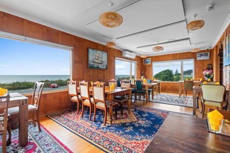 Photo of property in 1 Waimea Road, Waikanae Beach, Waikanae, 5036