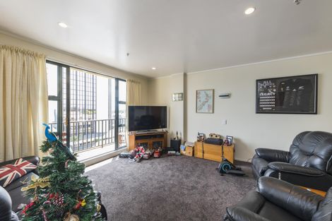 Photo of property in Maddison Apartments, 3/6a Queen Street, Palmerston North, 4410
