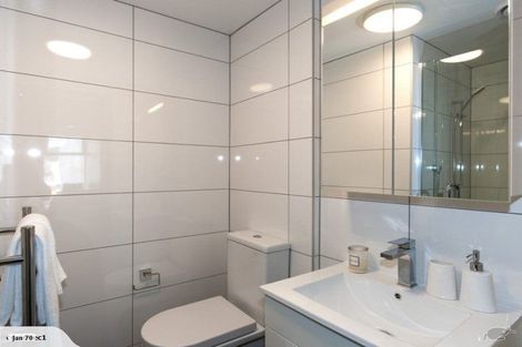 Photo of property in Canvas Apartments, 1/307 Willis Street, Te Aro, Wellington, 6011