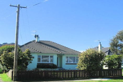 Photo of property in 18 Maher Street, Elderslea, Upper Hutt, 5018