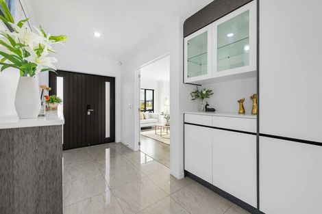 Photo of property in 73 Hughs Way, Flat Bush, Auckland, 2019