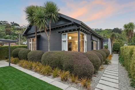 Photo of property in 20 Augusta Street, Redcliffs, Christchurch, 8081