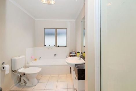 Photo of property in 81 Espalier Drive, Henderson, Auckland, 0612