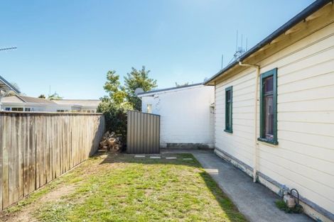 Photo of property in 17 Limbrick Street, Terrace End, Palmerston North, 4410