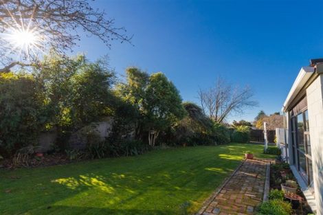 Photo of property in 4 Watkins Drive, Rangiora, 7400