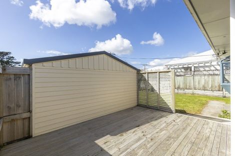 Photo of property in 23 Turi Street, Welbourn, New Plymouth, 4312