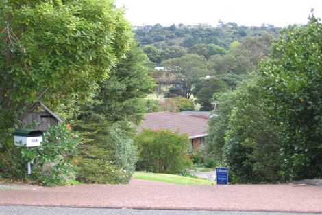 Photo of property in 19c Avonleigh Road, Green Bay, Auckland, 0604