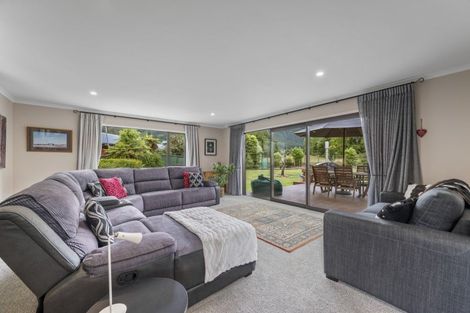 Photo of property in 6b Lady Cobham Grove, Anakiwa, Picton, 7281