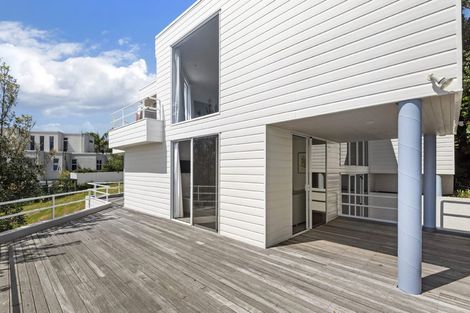 Photo of property in 32 Whale Cove, Stanmore Bay, Whangaparaoa, 0932