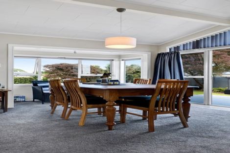 Photo of property in 15 Leon Place, Waitara, 4320