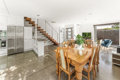 Photo of property in 21b Bain Street, Mount Maunganui, 3116