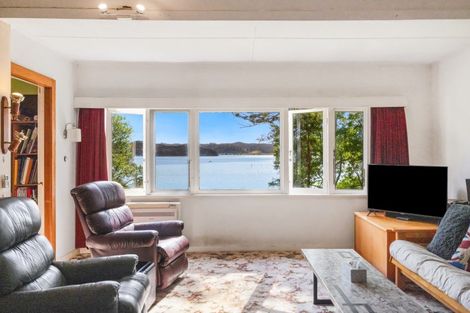 Photo of property in 206 Aucks Road, Okiato, Russell, 0272