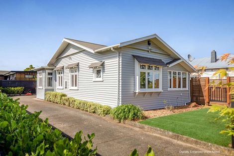 Photo of property in 42 Limbrick Street, Terrace End, Palmerston North, 4410