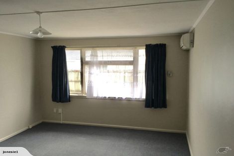 Photo of property in 2/474 Hereford Street, Linwood, Christchurch, 8011