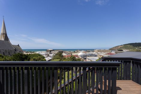 Photo of property in 11 Wharfe Street, South Hill, Oamaru, 9400