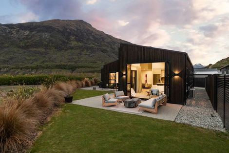 Photo of property in 23 Alps View Place, Lake Hayes, Queenstown, 9304