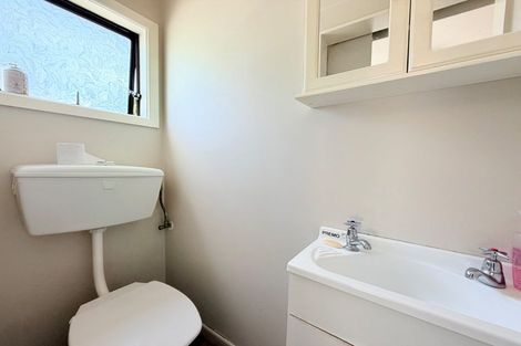 Photo of property in 53b Fyvie Avenue, Tawa, Wellington, 5028