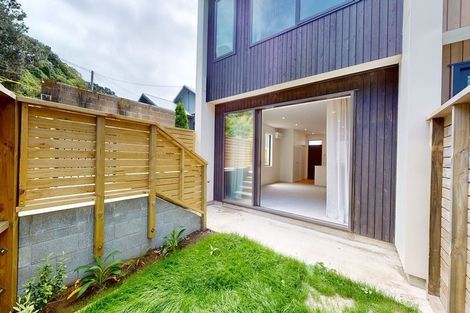 Photo of property in 175a Sutherland Road, Lyall Bay, Wellington, 6022