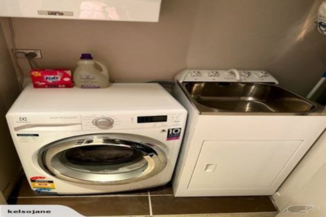 Photo of property in Piermont Apartments, 4e/82 Cable Street, Te Aro, Wellington, 6011