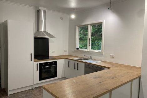 Photo of property in 12a Harvey Road, Bluff Hill, Napier, 4110