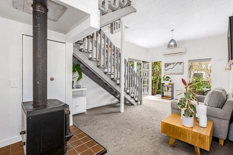 Photo of property in 26 Miro Street, Eastbourne, Lower Hutt, 5013