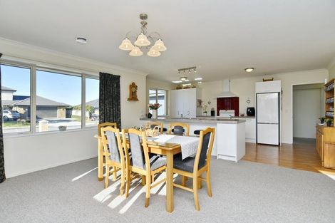 Photo of property in 53 Kotare Avenue, Rangiora, 7400