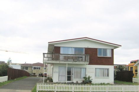 Photo of property in 12 The Mall, Mount Maunganui, 3116