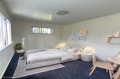 Photo of property in 63 Great South Road, Papakura, 2110