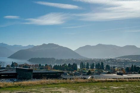 Photo of property in Meadowstone Alpha Series, 2 Petalite Lane, Wanaka, 9305