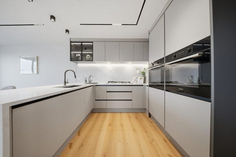 Photo of property in 2b Rangitoto Terrace, Milford, Auckland, 0620
