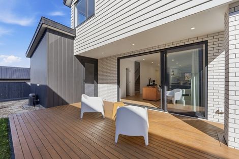 Photo of property in 41a Kikorangi Drive, Wainui, 0992