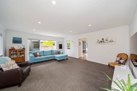 Photo of property in 7d Royal Heights, Glen Avon, New Plymouth, 4312