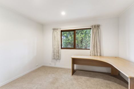 Photo of property in 132 Churchill Road, Rothesay Bay, Auckland, 0630