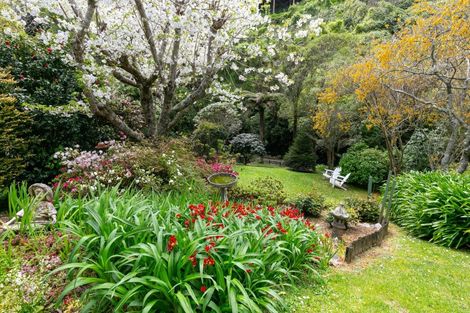 Photo of property in 11a Kamla Way, Khandallah, Wellington, 6035