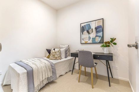 Photo of property in 35 Lawson Creek Street, Massey, Auckland, 0614