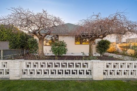 Photo of property in 55 Frankleigh Street, Somerfield, Christchurch, 8024