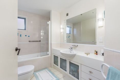 Photo of property in 50 Harbour Village Drive, Gulf Harbour, Whangaparaoa, 0930