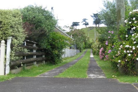 Photo of property in 1/3 Scott Avenue, Mangere Bridge, Auckland, 2022