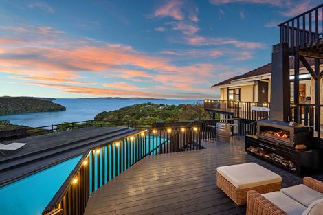 Photo of property in 4 Kotare Place, Sandspit, Warkworth, 0982