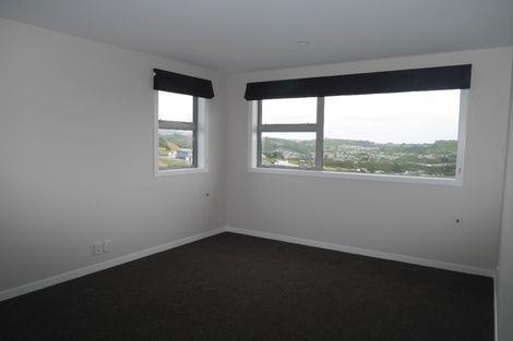 Photo of property in 87 Endeavour Drive, Whitby, Porirua, 5024